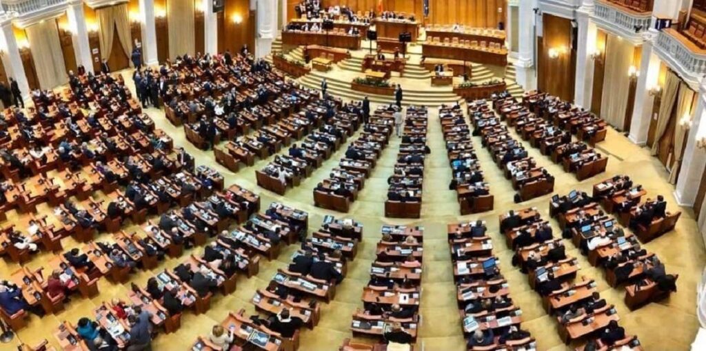Deputații se reunesc miercuri în plen pentru proiecte legate de PNRR și SAFE